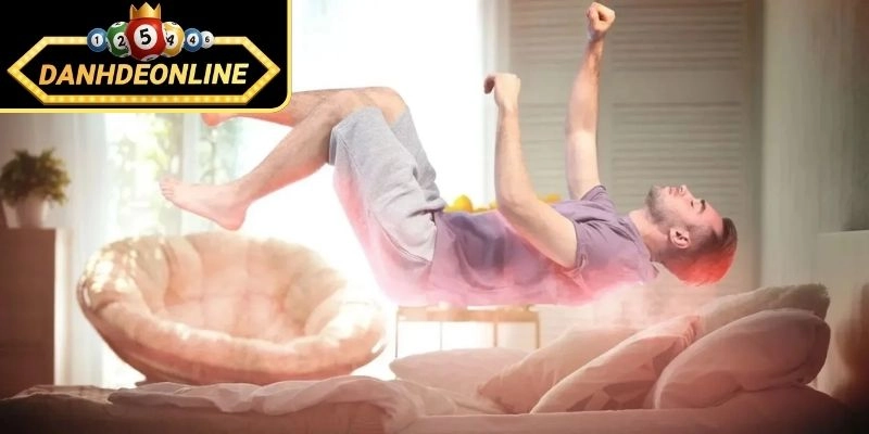 Điềm báo khi mơ thấy bị rơi từ trên cao là gì?